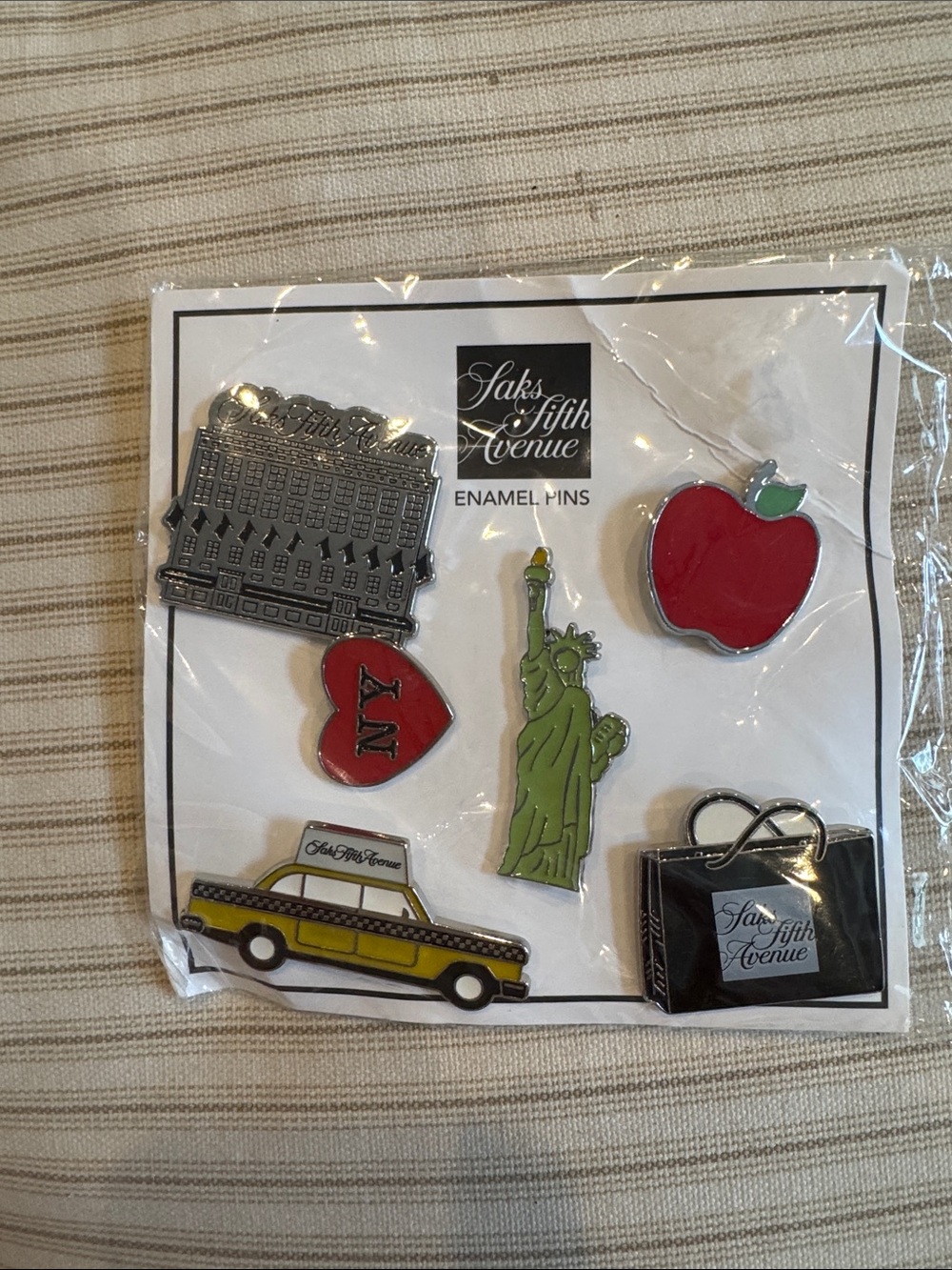 Saks Fifth Avenue New York Enamel Pin Set of 6  taxi Statue of Liberty NIP